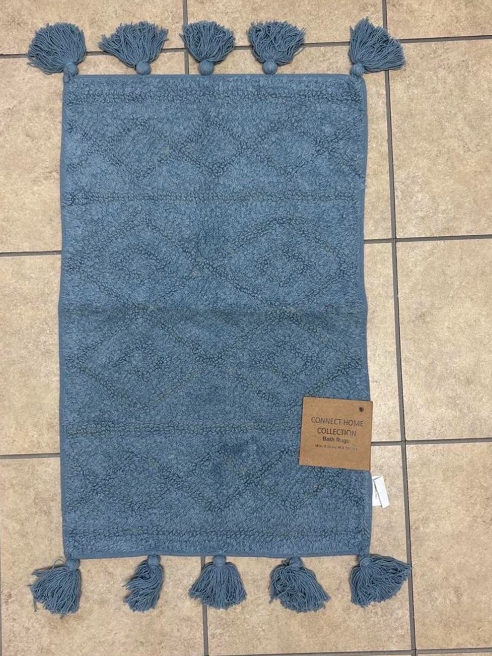 CONNECT HOME COLLECTIONS 100% Cotton Accent Bath Mat Rug Pom Poms 28”